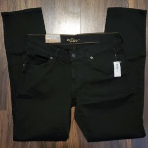 NWT Black Skinny Jeans